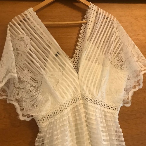 Lace dress like new, wedding or minimal dress size M
