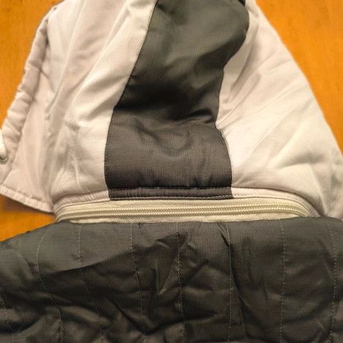 Children's jacket with detachable sleeves 13 years 158 cm like new, beige and gray