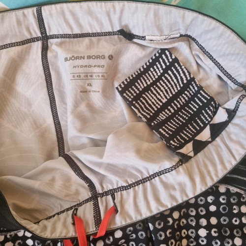 Bjorn Borg sports leggings used with print, size XL/Large