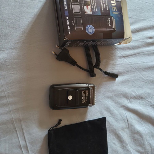 Electric shaver unused