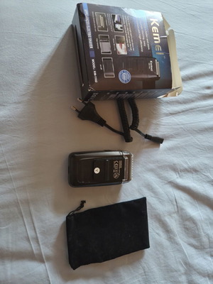 Electric shaver unused