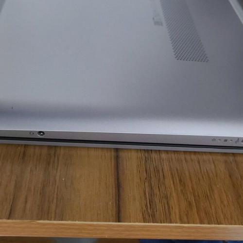 HP 255 G8 15.6" FHD laptop like new with AMD Athlon, 16GB RAM, 256GB SSD, Greek keyboard, no OS