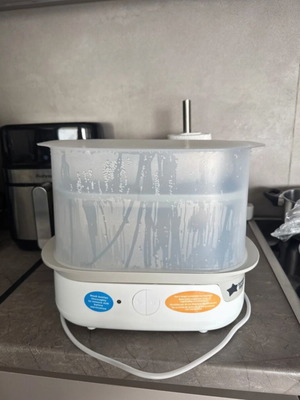 Tommee Tippee Electric Sterilization Machine like new, newborn baby
