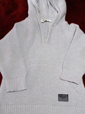 Knitted baby sweater like new, 100% cotton, age 2-4 years