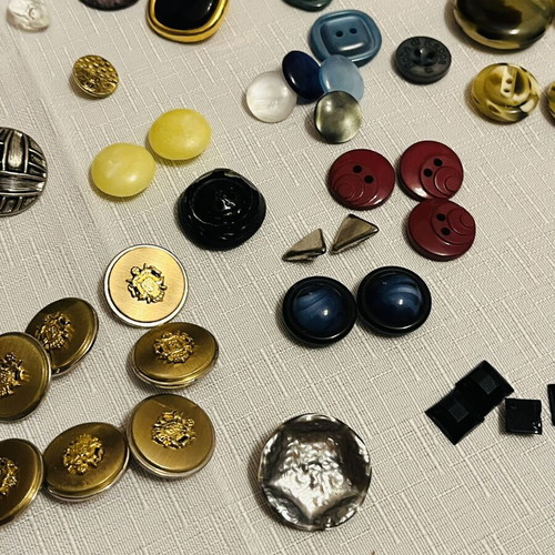 Vintage and antique buttons collection like new with designer pieces