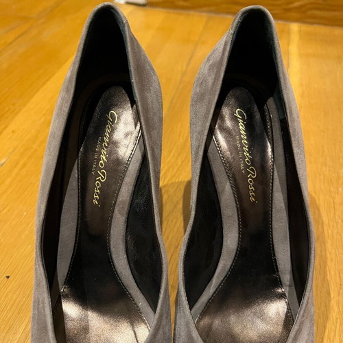 Gianvito Rossi women's peep toe gray shoes like new