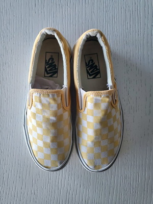 Vans Asher Slip On used athletic shoes size 37, white and yellow