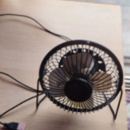 Desk fan used small 15x15