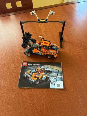 Lego Technic 42104 Race Truck like new