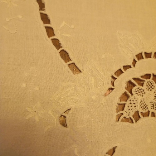 Vintage handmade cutwork table linen set of 6 pieces white used