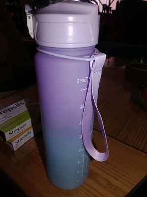 Plastic water bottle new 750 ml