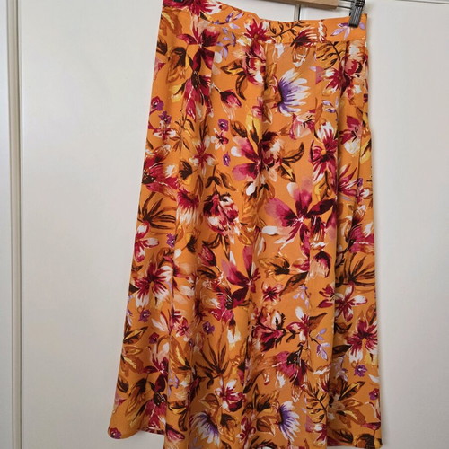 H&M summer skirt like new, multicolor, size 40