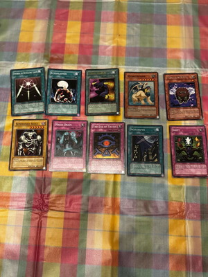 Yu-Gi-Oh cards used, pack of 10