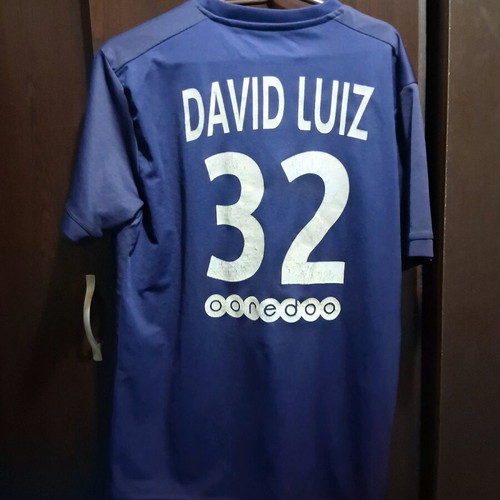 Paris Saint-Germain David Luiz jersey size Large like new