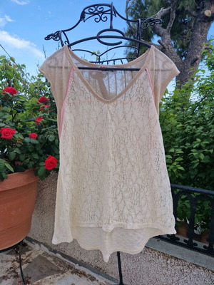 Beige blouse One Size like new spring