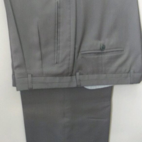 Prince Oliver men's suit beige size Large like new