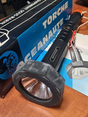 Vintage Beuchat Oceanute flashlight new in box