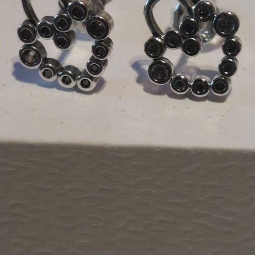 Heart earrings new with white zirconia and s925 stamp