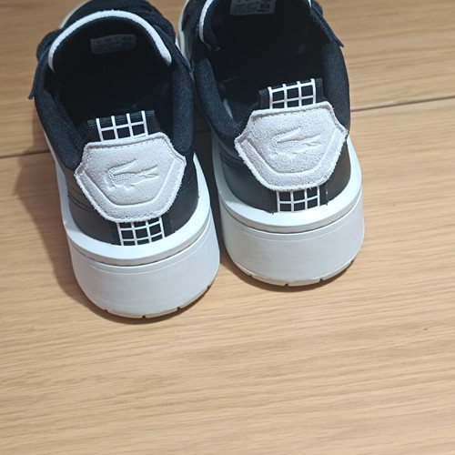 Lacoste Carnaby Plat Leather Sneakers size 38 new, black and white