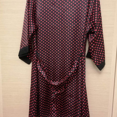 Silk Kimono Robe like new, black and burgundy red