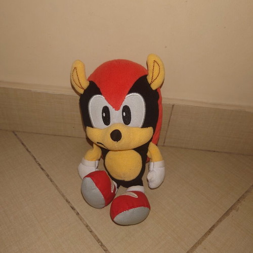 Mighty the Armadillo plush like new