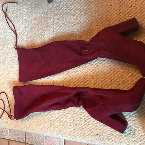 Voi & Noi women's boots like new, red, size 36