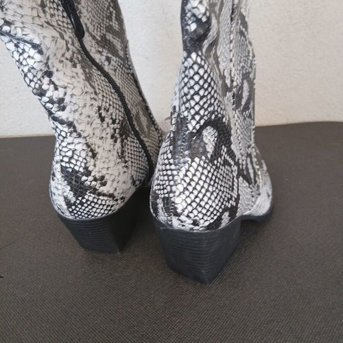 Stephan Paris western boots with snake print size 39 new