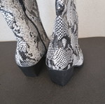 Stephan Paris western boots with snake print size 39 new
