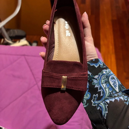 Suede flat shoes like new, burgundy, size 36