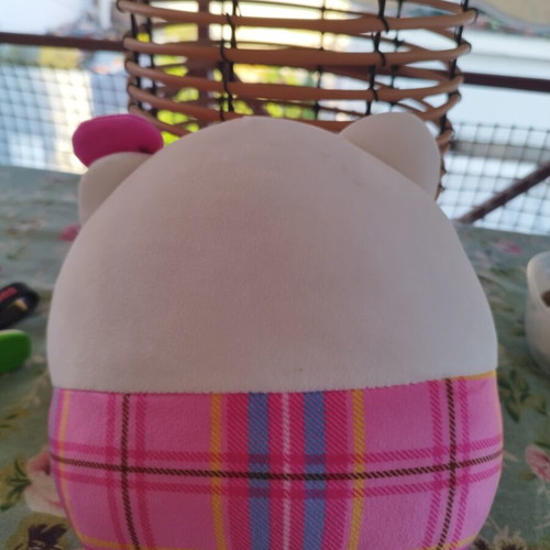 Hello Kitty Squeeze Mellon plush toy like new
