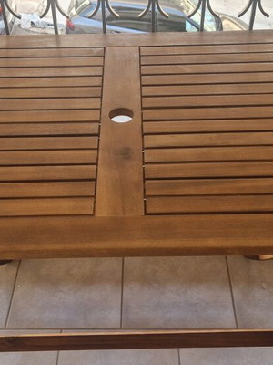Wooden veranda table 120x70, folding, like new