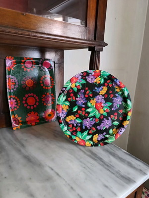Serving trays used, set of 2, metal and melamine vintage