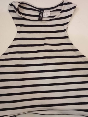 H&M striped short t-shirt used, size XS, black and white