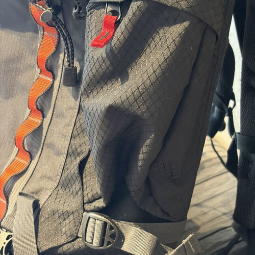 Backpack 65 liters like new