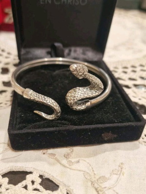 Silver bracelet vintage handcraft like new