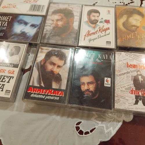 Оригинални касети на Ahmet Kaya употребявани, комплект от 9