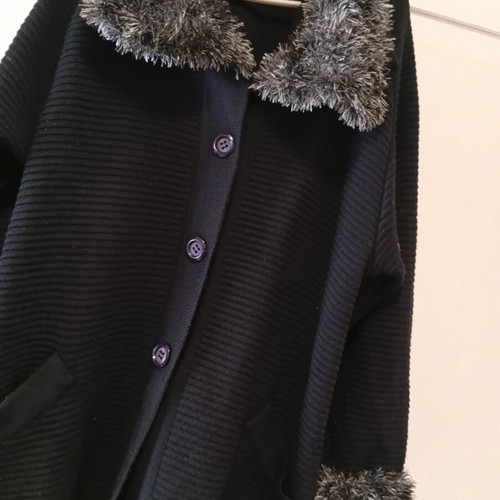 Long black half-coat/cardigan with removable collar, size L/XL