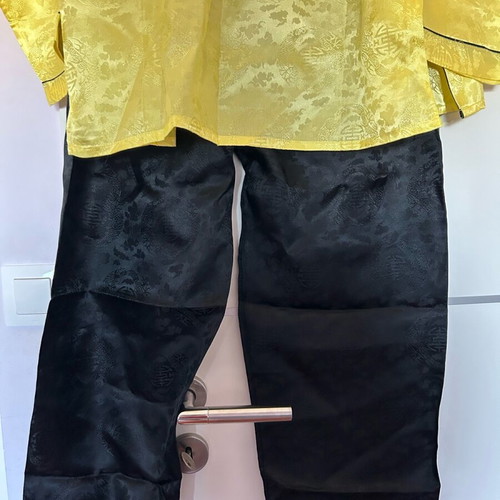 Silk pajama with dragon and belt used, yellow