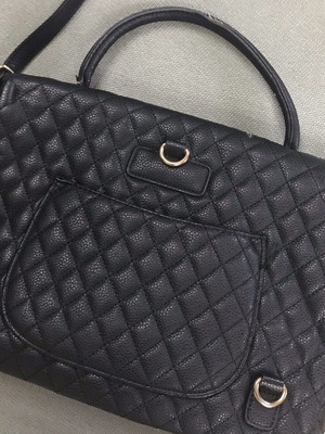 Black Quilted Handbag with Detachable Strap like new
