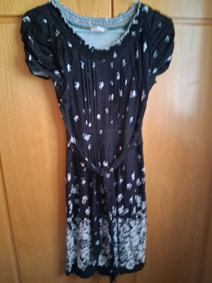 Orsay black floral dress S like new, lightweight and casual