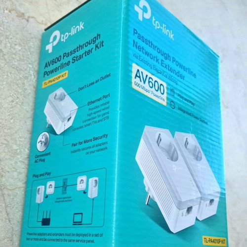 TP-Link AV600 Powerline Network Extender with Passthrough Socket