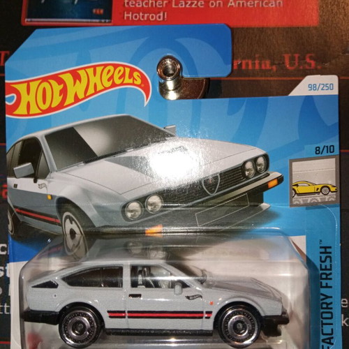 Hot Wheels Alfa Romeo GTV6 toy car