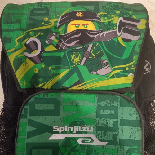 Ninjago school bag used, zipper needs replacement