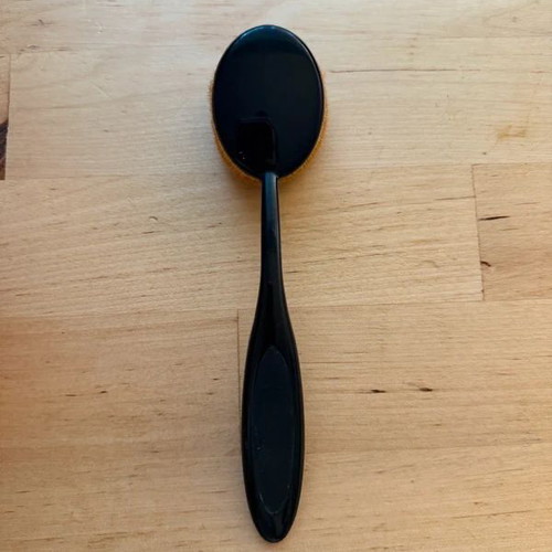 Rossmann foundation brush like new