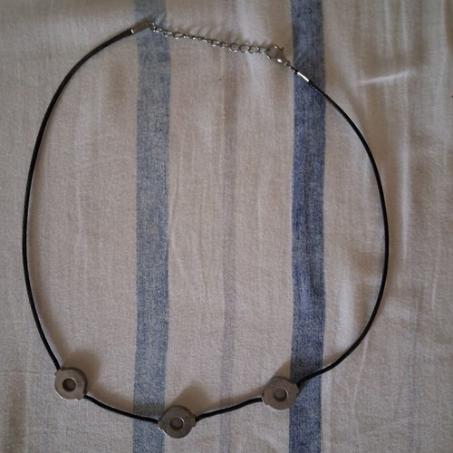 Itachi necklace like new from Naruto anime