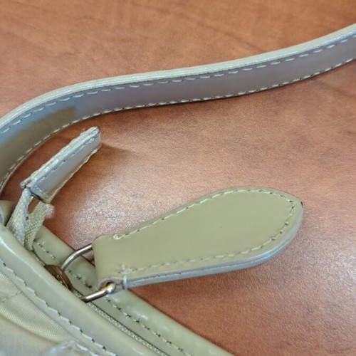 Burberry crossbody bag beige like new, quilted metallic fabric