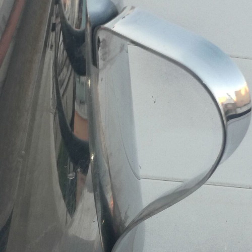 Stainless steel oil container like new