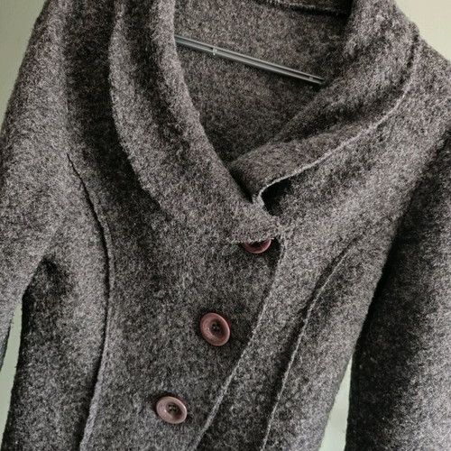 Italian outerwear used, gray jacket with collar and buttons size M