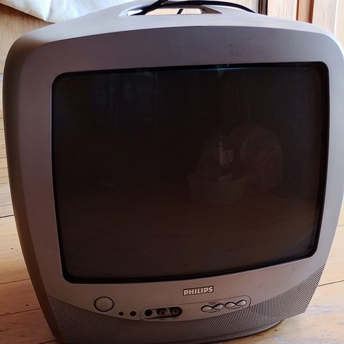 Philips 14" analog color TV used with remote control