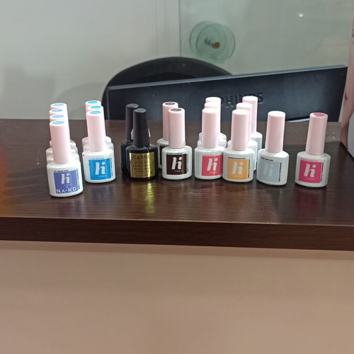 Hi Hybrid and Canni semi-permanent nail polishes, set of 19